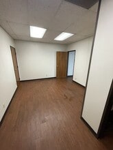 705 N Greenville Ave, Allen, TX à louer Photo intérieure– Image 1 sur 3