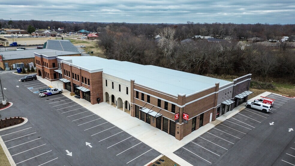 140 Southwinds Rd, Farmington, AR à louer - Photo de l’immeuble – Image 2 sur 16