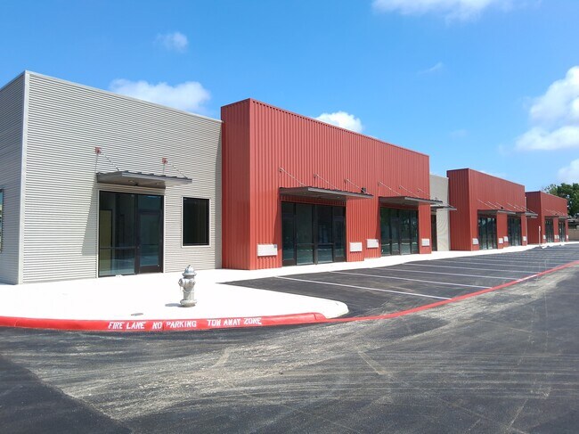 Plus de détails pour 7001 W. I-10, San Antonio, TX - Bureau, Industriel/Logistique à louer
