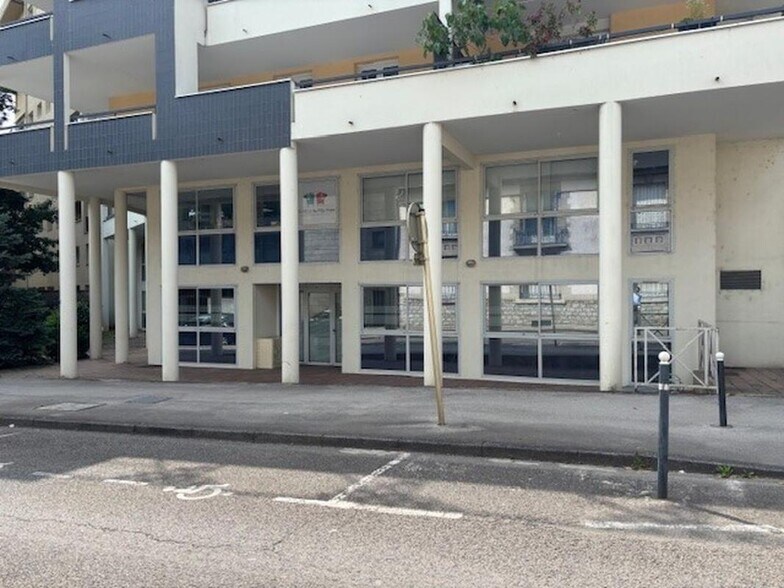 5 Rue Charles Krug, Besançon à vendre - Photo de l’immeuble – Image 2 sur 8