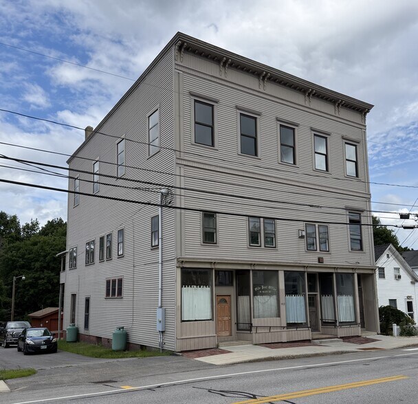 913 Portland St, Rochester, NH à vendre - Photo de l’immeuble – Image 2 sur 32