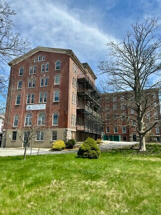 Plus de détails pour 29-37 Park St, Fall River, MA - Spécialisé à vendre