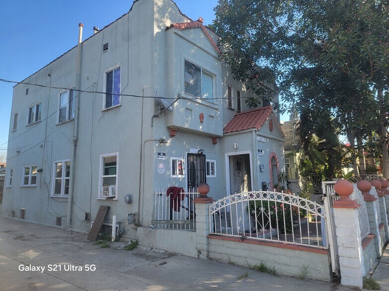 327 W 58th St, Los Angeles, CA à vendre - Photo de l’immeuble – Image 3 sur 6