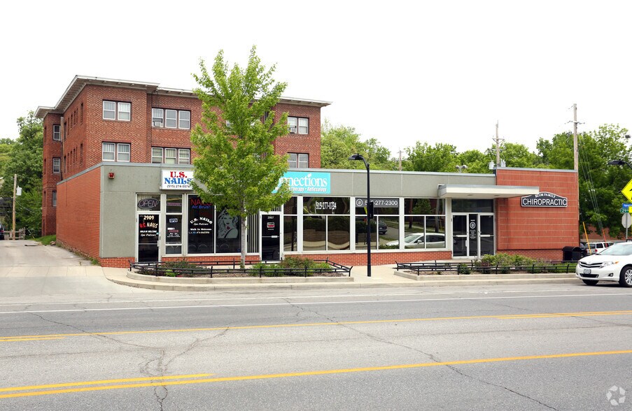 2903-2909 Ingersoll Ave, Des Moines, IA à louer - Photo de l’immeuble – Image 1 sur 2
