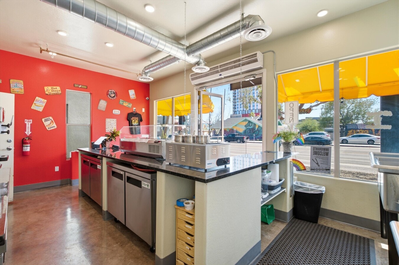 610 E Roosevelt St, Phoenix, AZ 85004 - Lot 140 -  - Photo intérieure - Image 2 of 22