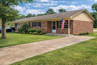 Plus de détails pour 134 Skyland Dr, Meridian, MS - Logement à vendre