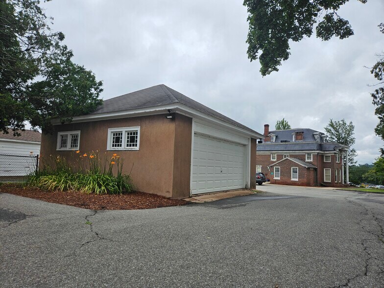 103 S Main St, Middletown, CT à vendre - Photo de l’immeuble – Image 3 sur 8