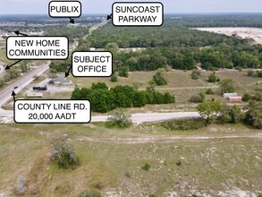 18824 County Line Rd, Spring Hill, FL à louer Photo intérieure– Image 2 sur 17