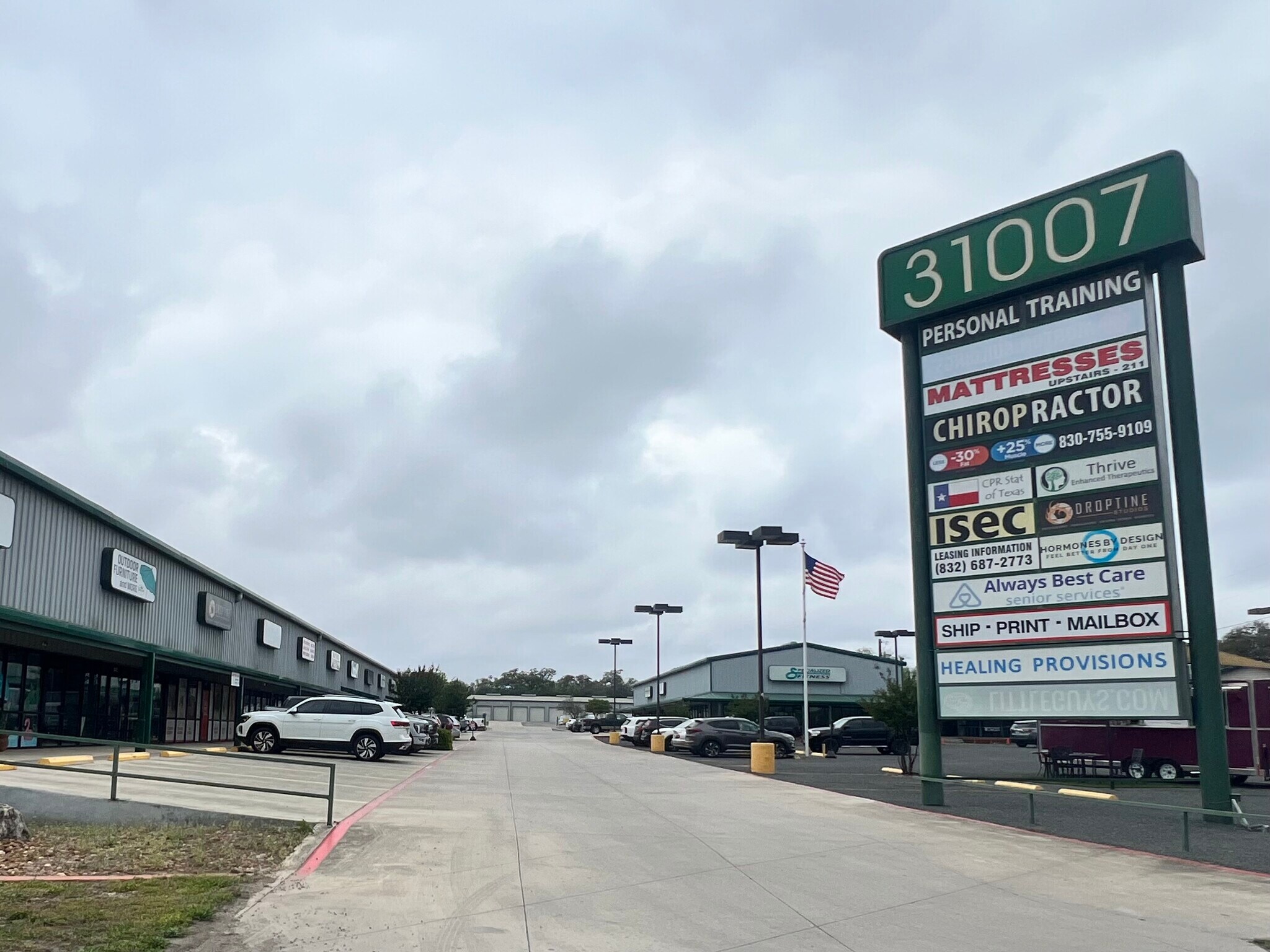 31007-a W IH-10, Boerne, TX à louer Photo principale– Image 1 sur 12