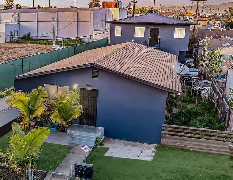 945 W 76th St, Los Angeles, CA à vendre - Photo de l’immeuble – Image 2 sur 13