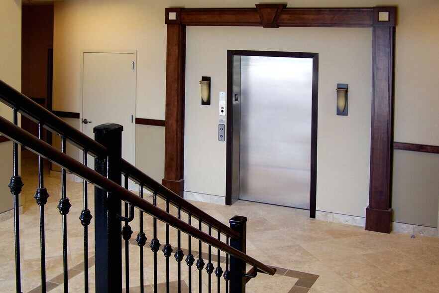 200 Silver St, Agawam, MA à louer - Hall d’entrée – Image 3 sur 13