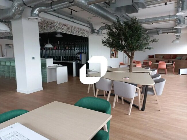 Plus de détails pour 35 Allée De La Raperie, Villeneuve-d'Ascq - Bureau à louer