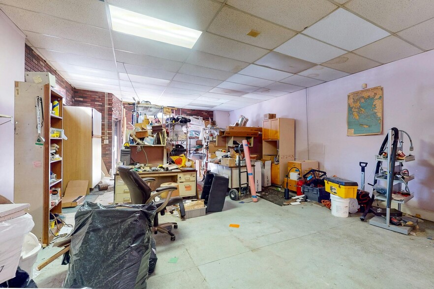 111 Shurtleff St, Chelsea, MA à vendre - Photo intérieure – Image 2 sur 3