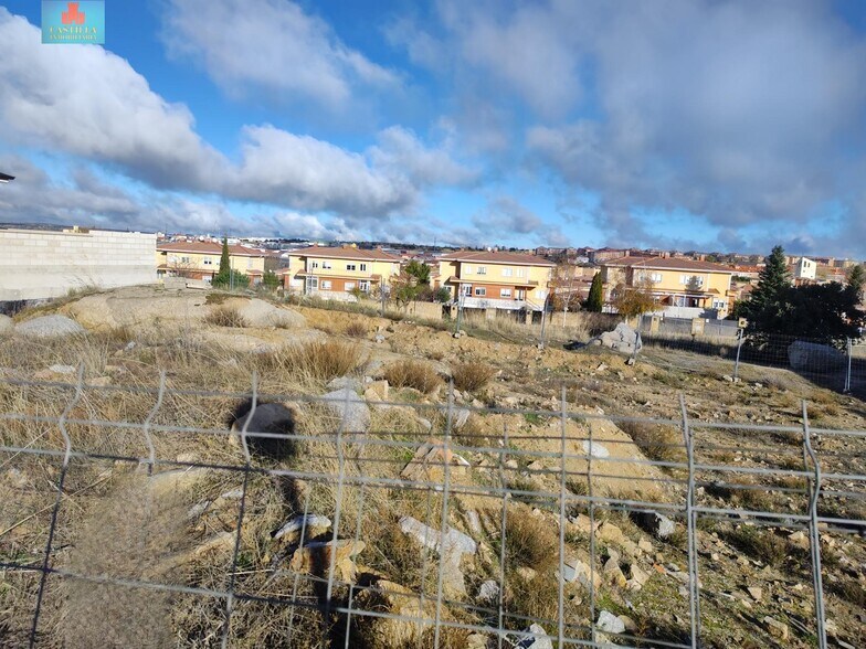 Terrain dans Ávila, Ávila à vendre - Autre – Image 3 sur 6