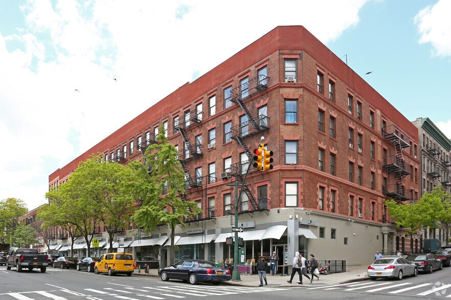 990 Columbus Ave, New York, NY à louer - Photo principale – Image 1 sur 6