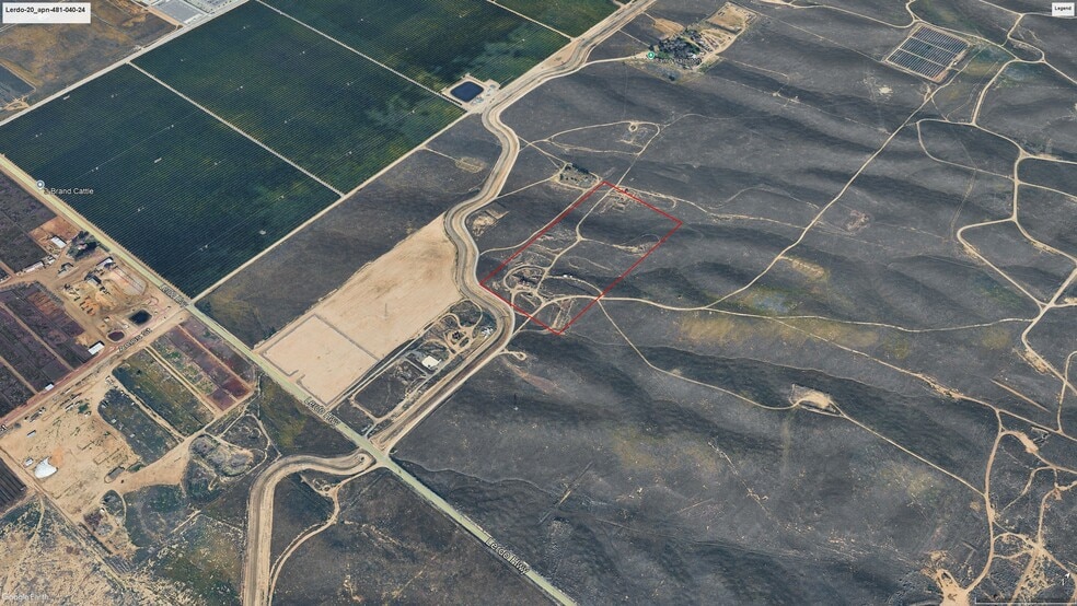 20 Acres in Kern County Rd, Bakersfield, CA à vendre - Aérien – Image 1 sur 34
