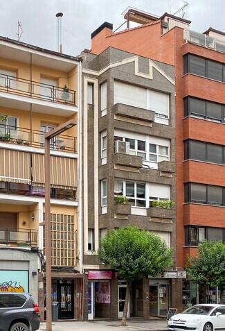 Plus de détails pour Calle Virgen del Amparo, 10, Guadalajara - Local commercial à louer
