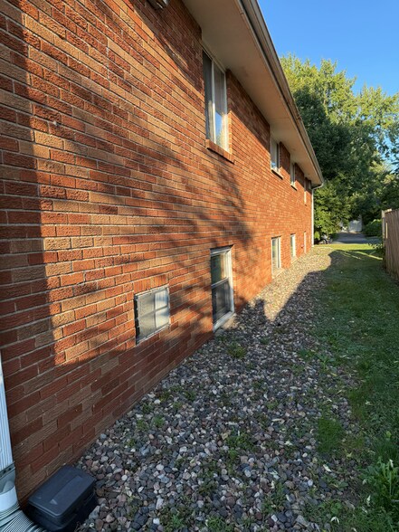 4546 Tyler St Ne, Minneapolis, MN à vendre - Photo de l’immeuble – Image 2 sur 15