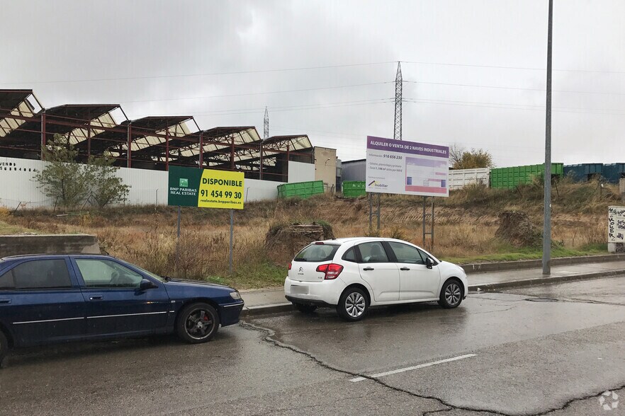 Calle del Puerto Guadarrama, 5, Móstoles, Madrid à vendre - Photo de l’immeuble – Image 2 sur 5