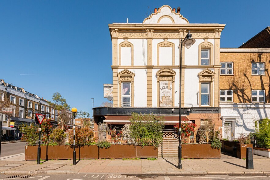 270 Caledonian Rd, Londres à louer - Photo de l’immeuble – Image 2 sur 11