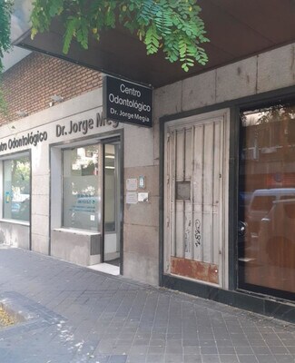 Plus de détails pour Local commercial à louer