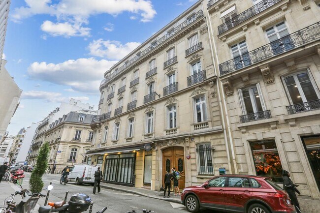 Plus de détails pour 54 Rue De Ponthieu, Paris - Bureau à louer