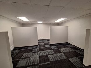 201 W Main St, Allen, TX à louer Photo intérieure– Image 2 sur 7