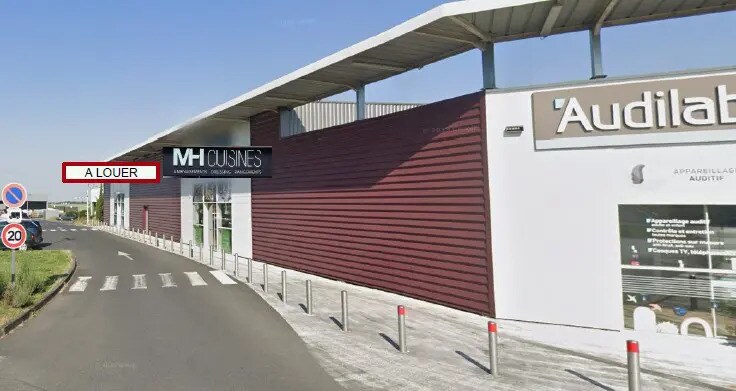 Local commercial dans Vendôme à louer Photo de l’immeuble– Image 1 sur 4