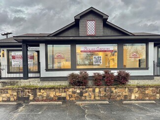 Plus de détails pour 416 S King St, Hendersonville, NC - Bureau/Local commercial à louer