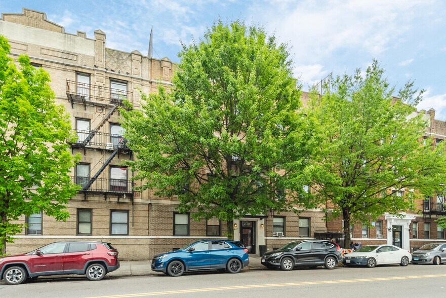 41-07 28th Ave, Long Island City, NY à vendre - Photo de l’immeuble – Image 2 sur 20