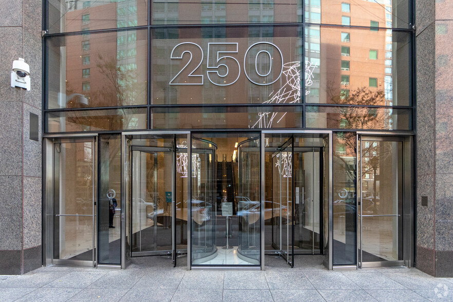 250 Vesey St, New York, NY à louer - Photo de l’immeuble – Image 2 sur 4