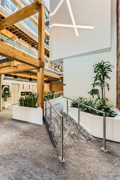 1730 Blake St, Denver, CO à louer - Photo de l’immeuble – Image 2 sur 16