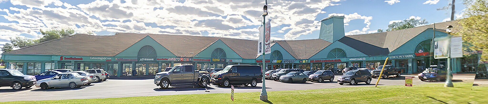 1111 Regent St, Fredericton, NB à louer Photo principale– Image 1 sur 4