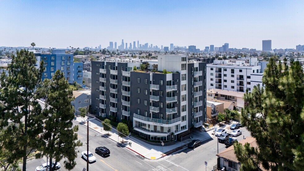 660 N Oxford Ave, Los Angeles, CA à vendre - Photo de l’immeuble – Image 3 sur 18