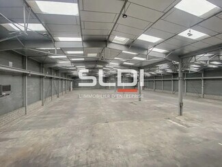 Plus de détails pour Bureau, Local d'activités à louer