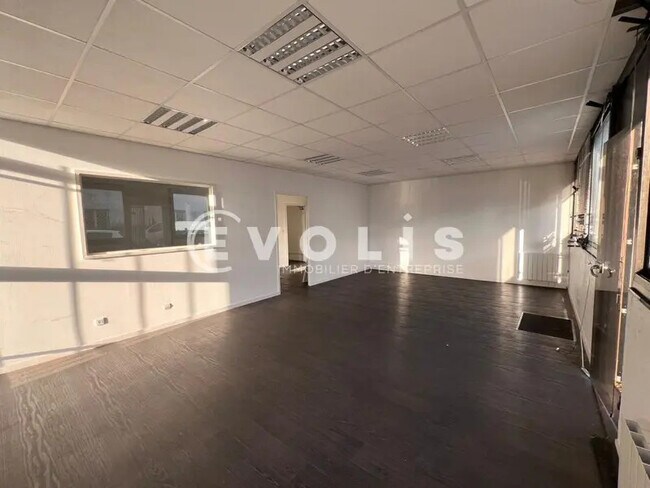 Plus de détails pour Bureau à louer
