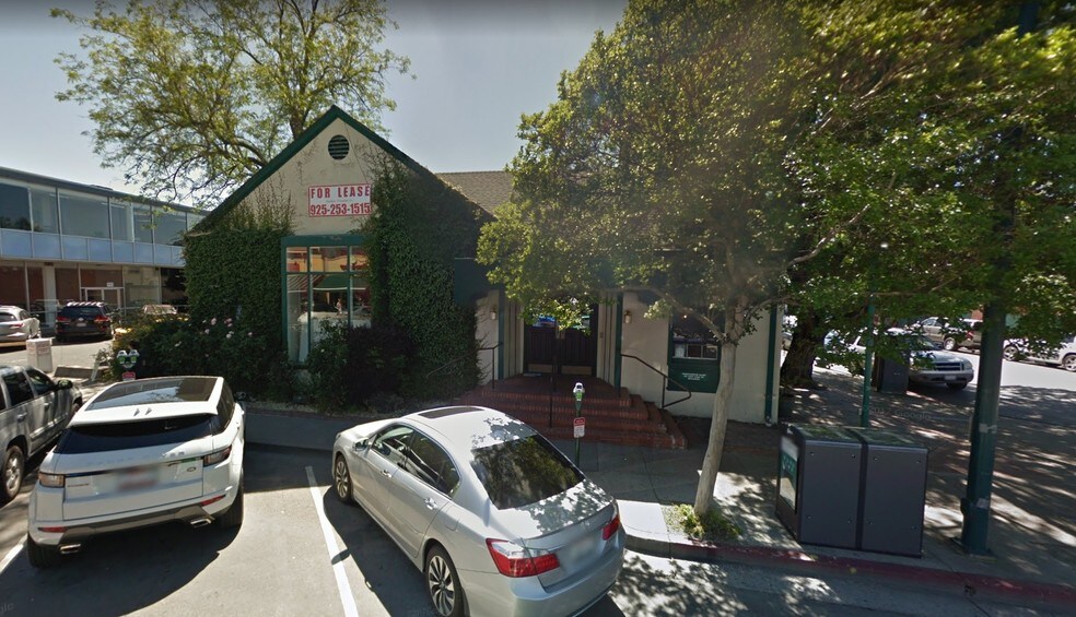 1387 Locust St, Walnut Creek, CA à louer - Photo de l’immeuble – Image 2 sur 5