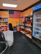 7321 Trade Ct, Sarasota, FL à louer Photo intérieure– Image 1 sur 10