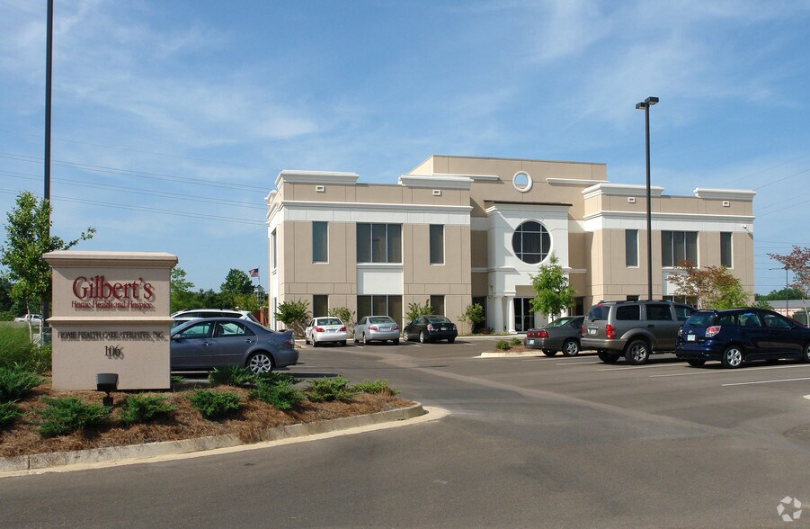 106 Riverview Dr, Flowood, MS à louer - Photo de l’immeuble – Image 3 sur 5