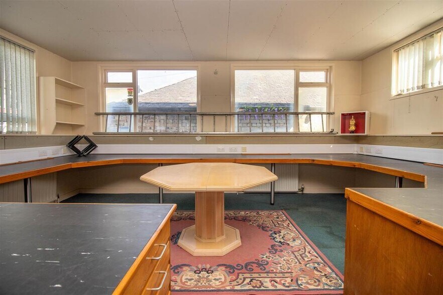 22 Buccleuch St, Hawick à louer - Photo de l’immeuble – Image 3 sur 14