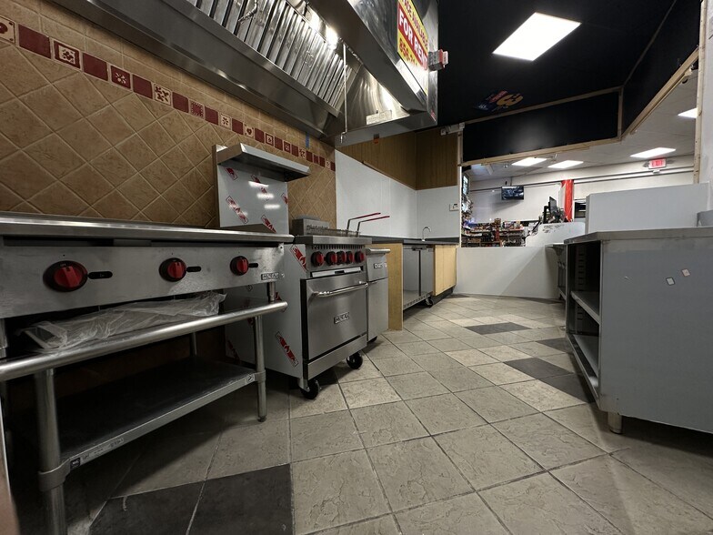 3395 Schuylkill Rd, Spring City, PA à louer - Photo intérieure – Image 3 sur 16