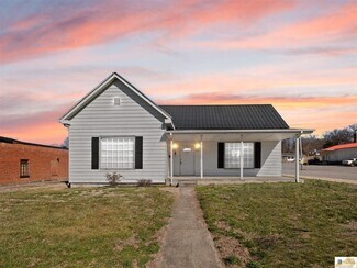 Plus de détails pour 615 E Main St, Scottsville, KY - Bureau à vendre