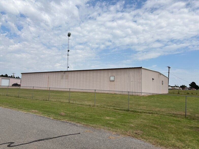 904 Westlakes Dr, Alva, OK à vendre - Photo de l’immeuble – Image 3 sur 14