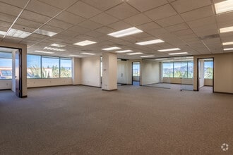 17140 Bernardo Center Dr, San Diego, CA à louer Photo intérieure– Image 2 sur 6