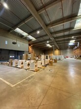 Industriel/Logistique dans Lagny-le-Sec à louer Photo intérieure– Image 2 sur 6