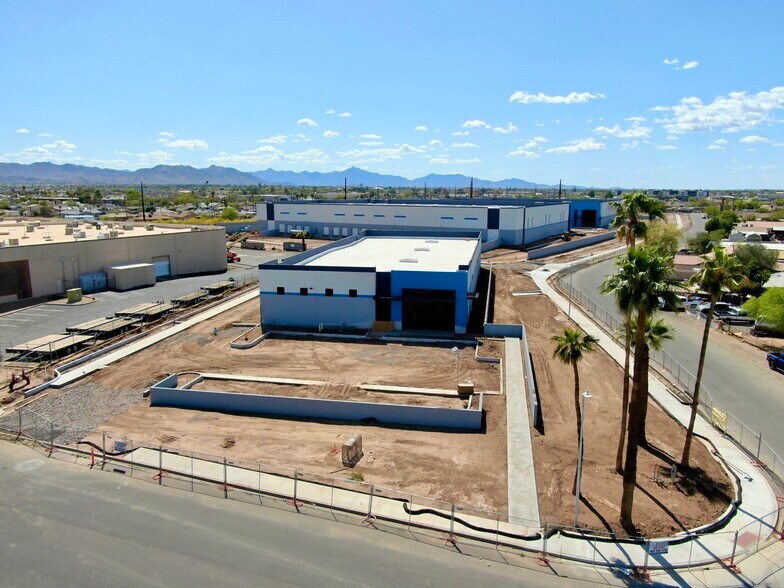 4000 S 20th St, Phoenix, AZ à vendre - Photo de l’immeuble – Image 1 sur 6