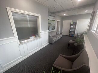 Plus de détails pour 405 Illinois Ave, St Charles, IL - Bureau/Médical à louer