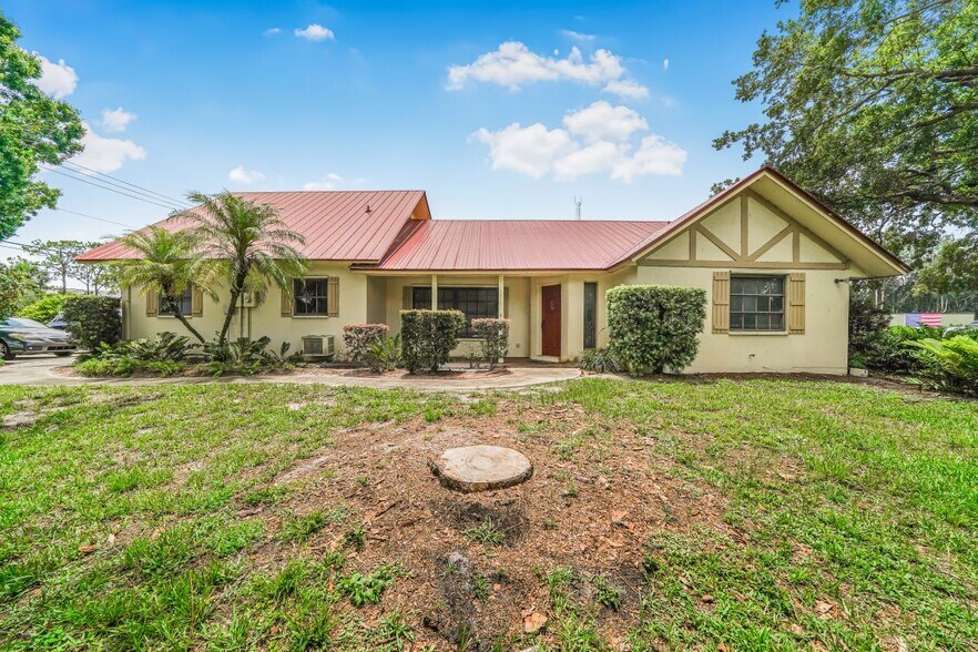 1970 SE Salerno Rd, Stuart, FL à vendre - Photo de l’immeuble – Image 2 sur 18