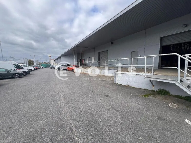 Bureau dans Sucy-en-Brie à louer - Photo de l’immeuble – Image 3 sur 4