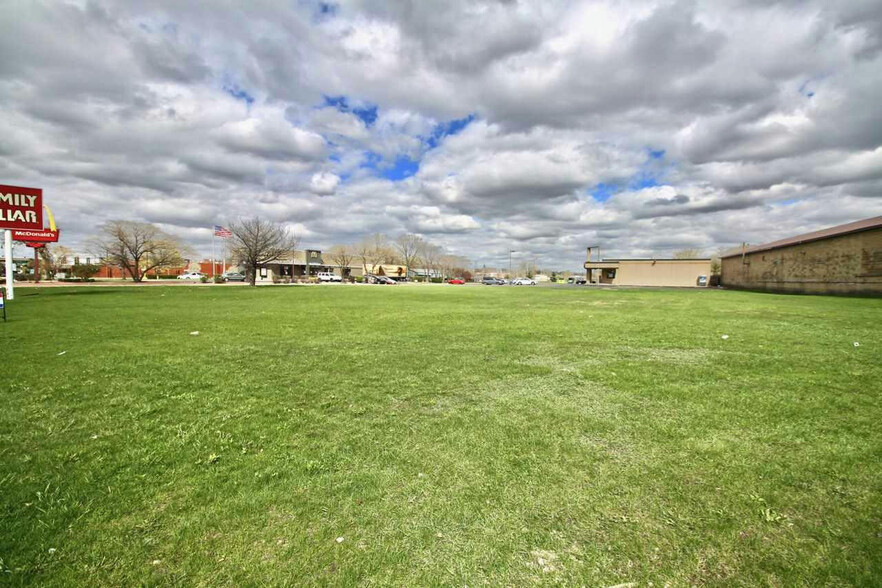 127 Blackhawk Blvd, South Beloit, IL à vendre - Photo de l’immeuble – Image 1 sur 2